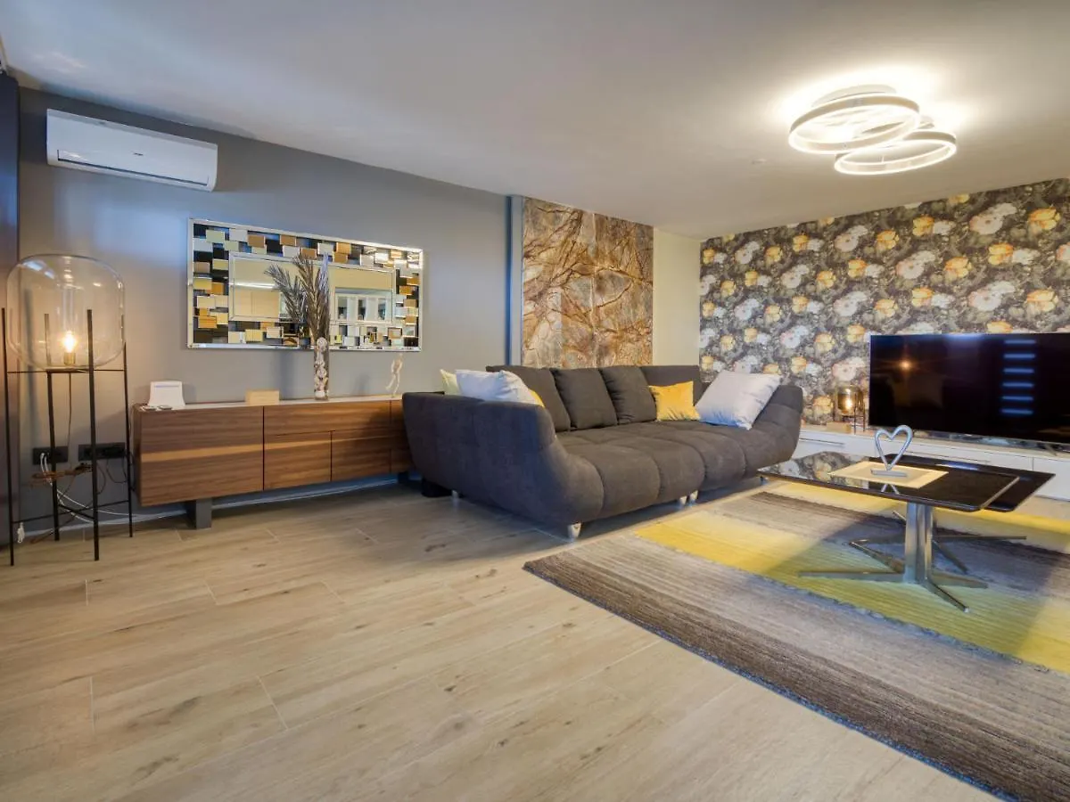 Apartment Deluxe Bellissima By Interhome Crikvenica