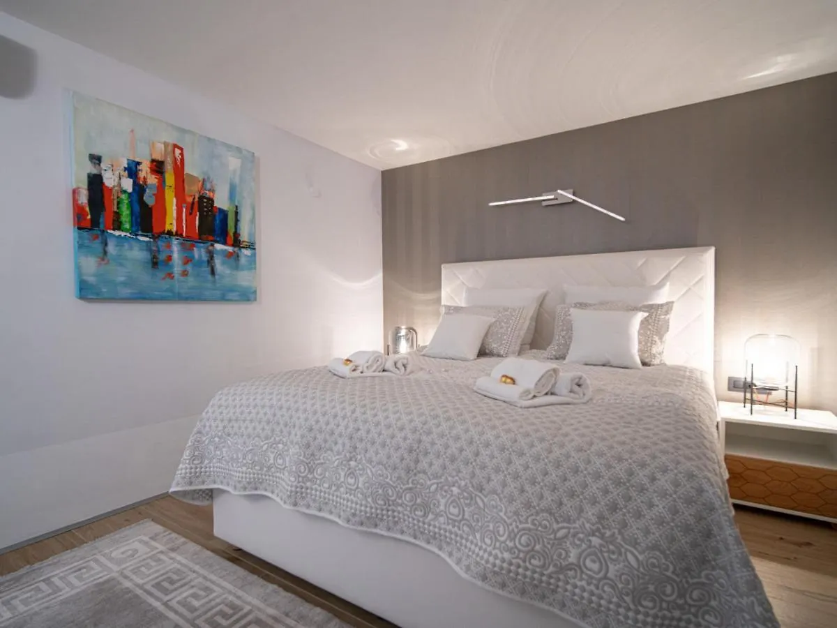 Apartment Deluxe Bellissima By Interhome Crikvenica 0*,