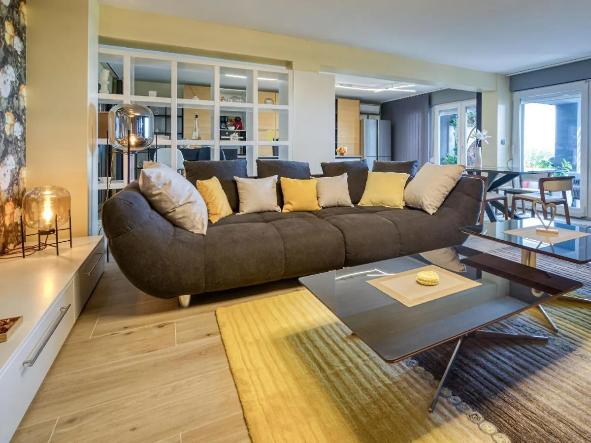 Apartment Deluxe Bellissima By Interhome Crikvenica